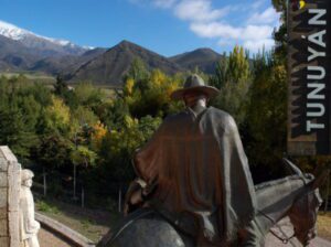 Lee más sobre el artículo 25 de Noviembre – Día del Departamento de Tunuyán: Historia y Celebraciones de una Tierra Emblemática