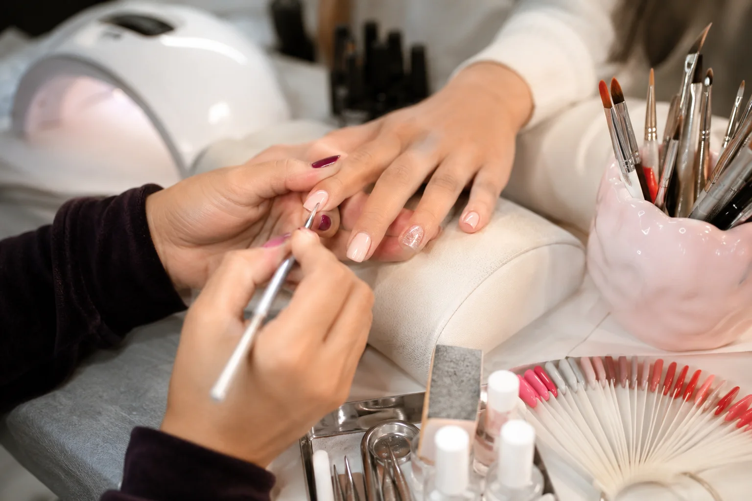 día de la manicurista